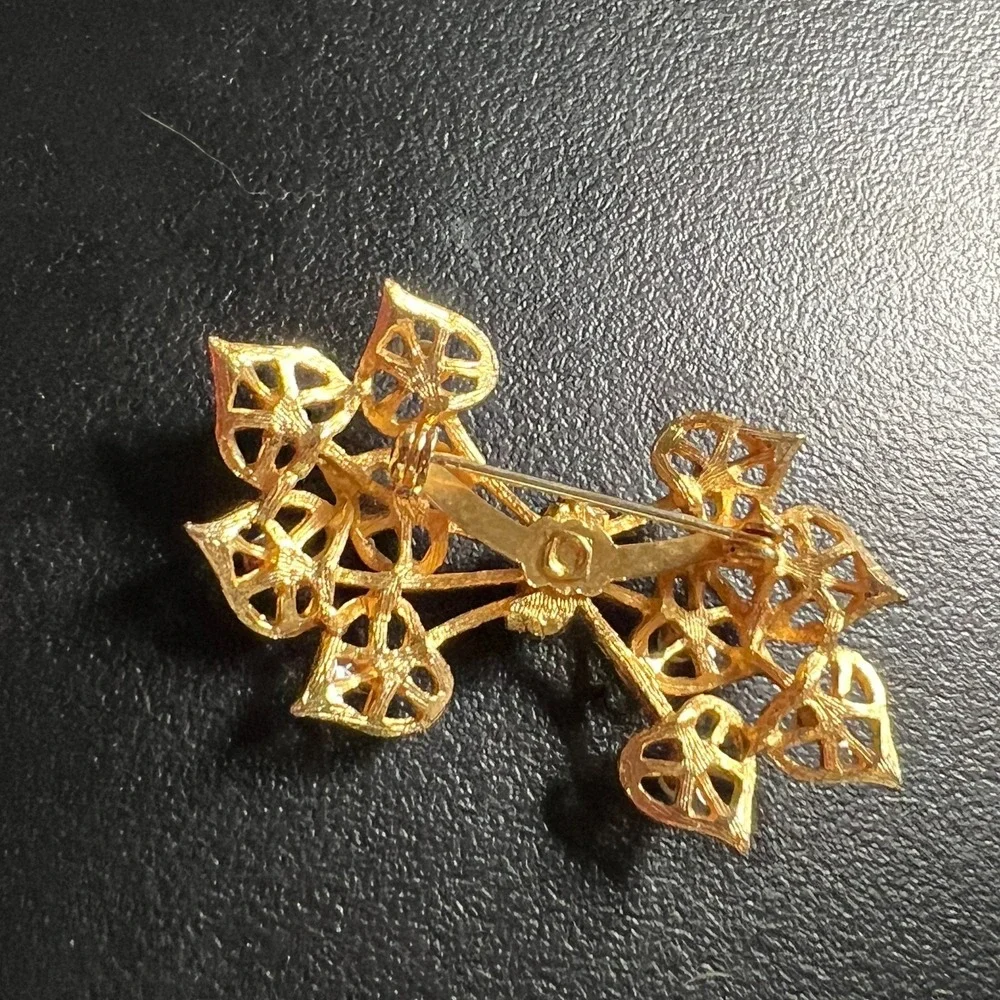 Gold Tone Filigree‎ Bow Brooch Faux Pearl Accent Floral Vintage Inspired Pin